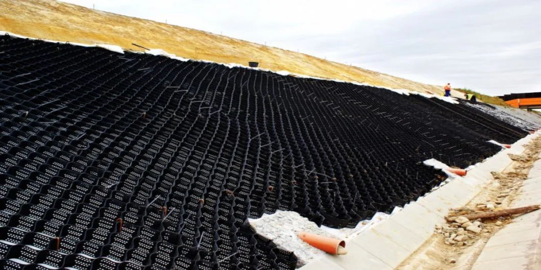 HDPE гравийная сетка материала системы подъезда текстурированная геоцель для укрепления дорог травяная сетка 10