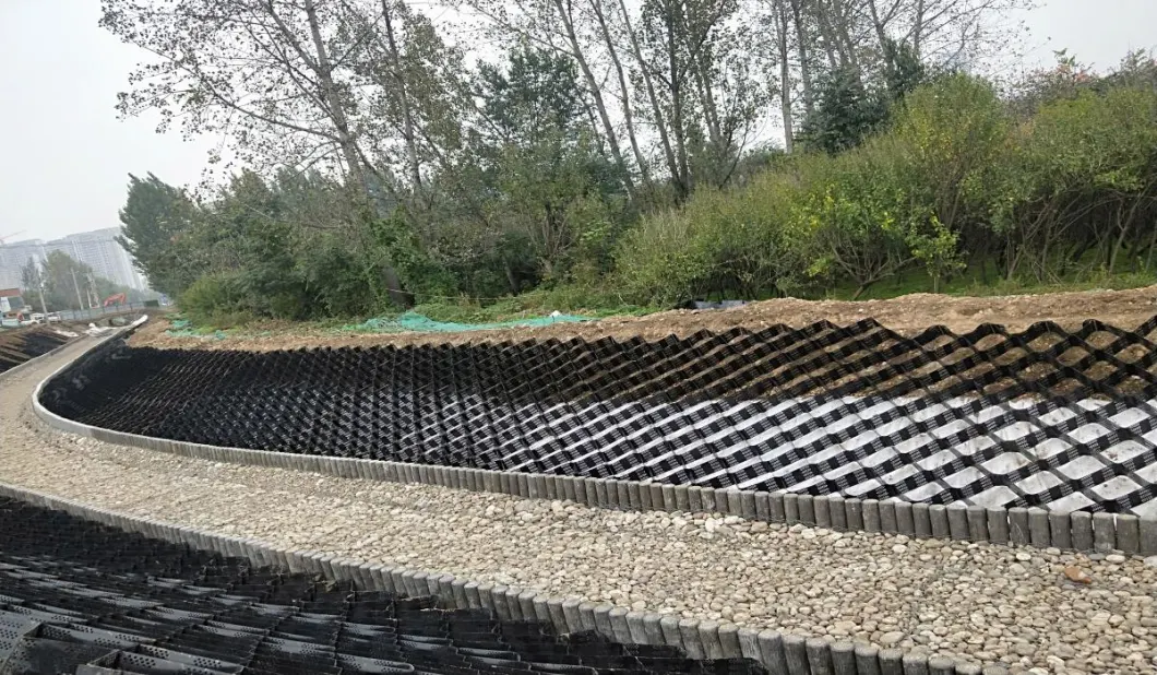 HDPE гравийная сетка материала системы подъезда текстурированная геоцель для укрепления дорог травяная сетка 12