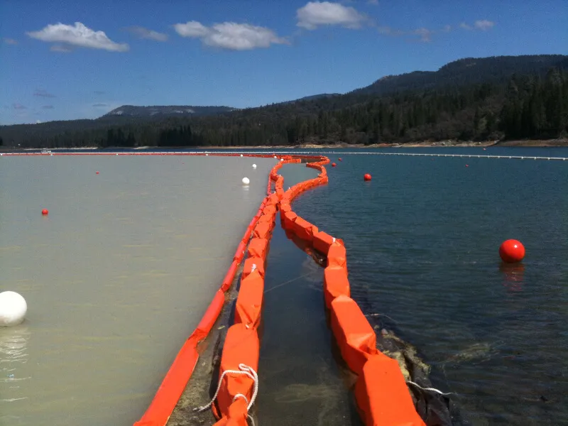 Проницаемый водный плавучий шлаковый занавес для водных условий экологически чистый, с разливом масла, бум ПВХ плавучий шлаковый занавес 11