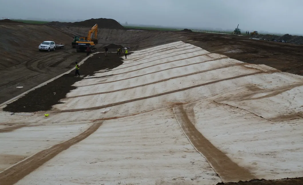 Pond Anti-Seepage Clay Liner Gcl Geosynthetic Clay Liner Gcl Bentonite Geotextile Mat Gcl Bentonite Geosynthetic Clay Liner for Landfill