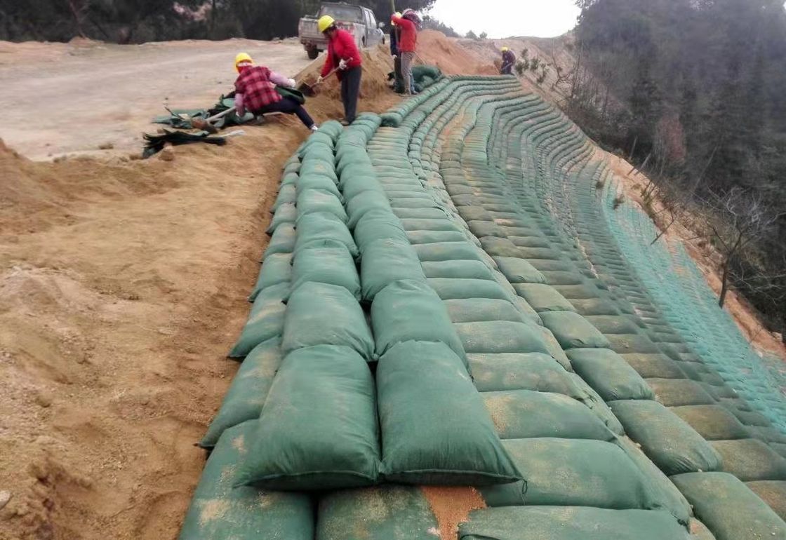 Сумки ткани Geotextile Geobag Geotextile 100% PP белые не сплетенные для речного берега