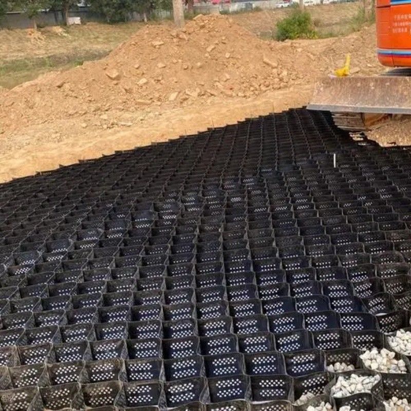Высокий медный рогатый черный HDPE Geocell Reinforcement Driveway For Road Gravel Stabilizer Grid Подпорная стена набережная