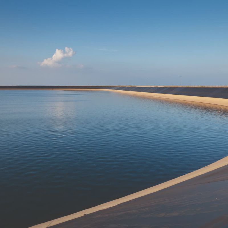 Долговечная антиультрафиолетовая геомембрана для водоемов, черная пленка для рыбной фермы, используемая для использования artificial lake