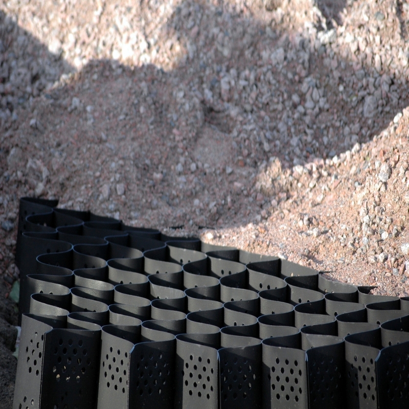 Текстура с отверстиями HDPE Geocell Высокая клеточная система изоляции Honeycomb HDPE Geocell для дорог Фундамент Защита склона Парковочный участок Подъездная стойка