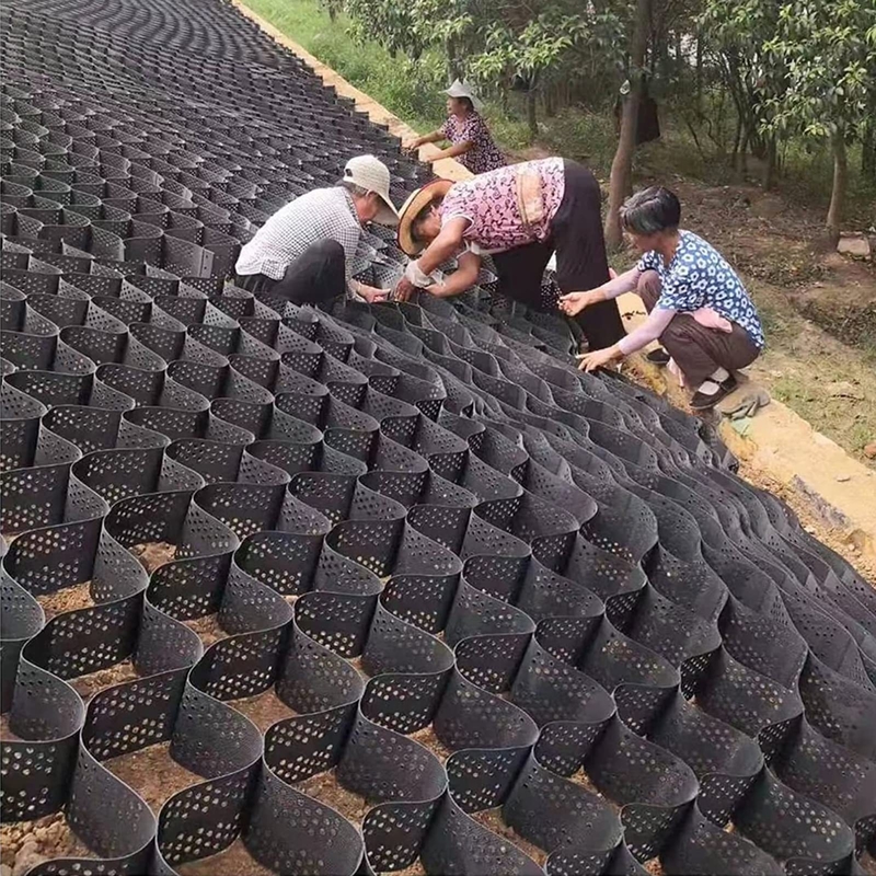 HDPE пластмассовые геоэлементы для укрепления мягких подвалов низкозатратный гравийный стабилизатор геоэлементы для дорожного строительства