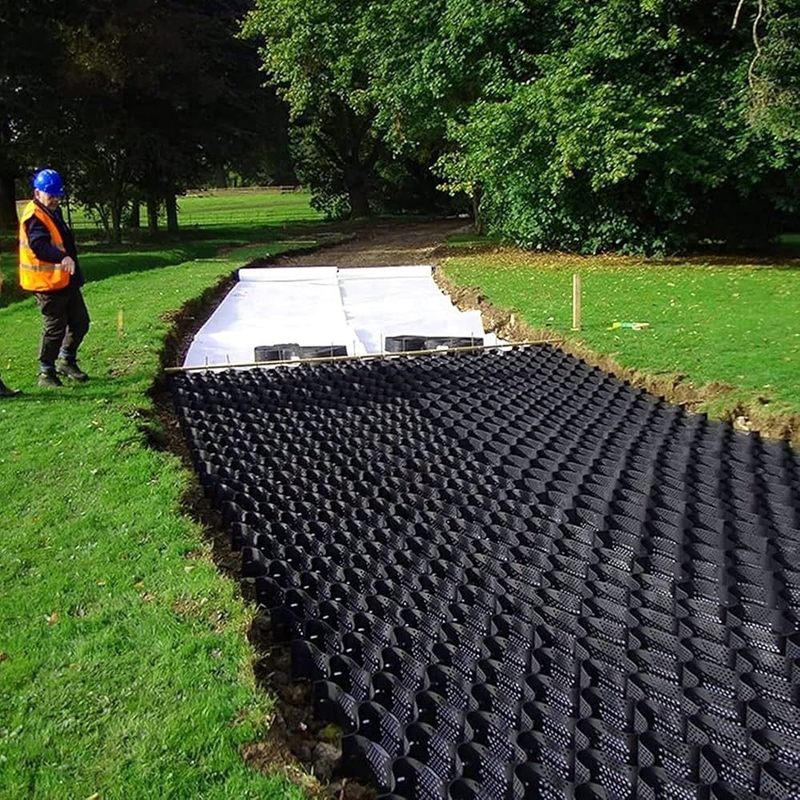 Прочные геоячейки из HDPE, гладкая поверхность, геоячейки из HDPE для подъездных путей, контроль эрозии для склонов, поддержка подпорных стен